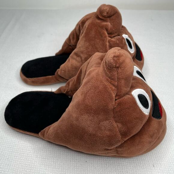 DanDee Collectors Choice Poop Emoji Brown Plush Slippers Size M 7-8 - Picture 2 of 6